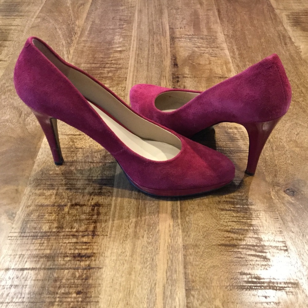 Nine West red suede pumps, size 10